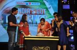 Yuvraj Singh, Karan Johar, Farah Khan, Kirron Kher on the sets of India_s Got Talent in Filmcity, Mumbai on 26th Oct 2012 (30).JPG